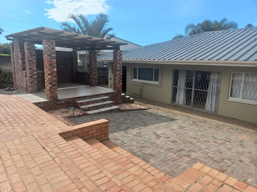 3 Bedroom Property for Sale in Gonubie Eastern Cape